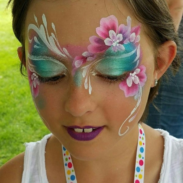 Легкий аквагрим на Хэллоуин для детей