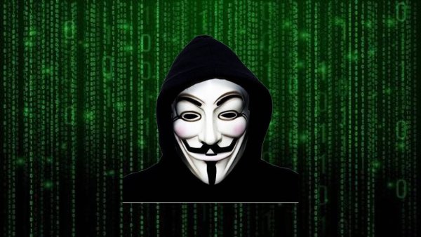 Хакер в маске Анонимуса
