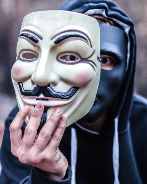 Маска Анонимуса Разрисованная