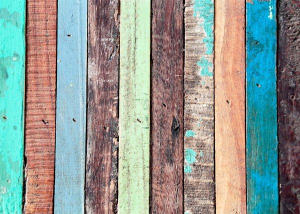 Деревянная стена