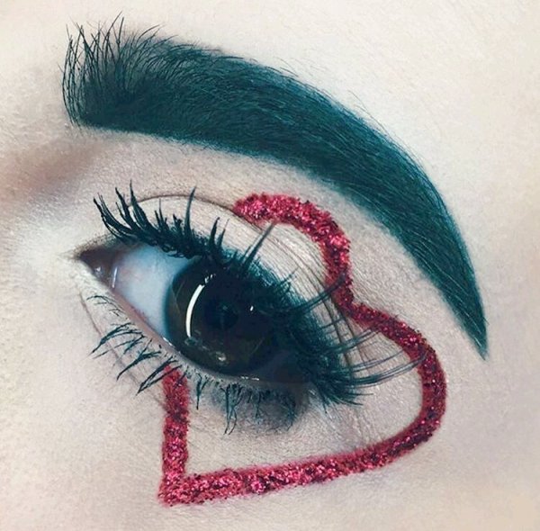 Топовые глаза