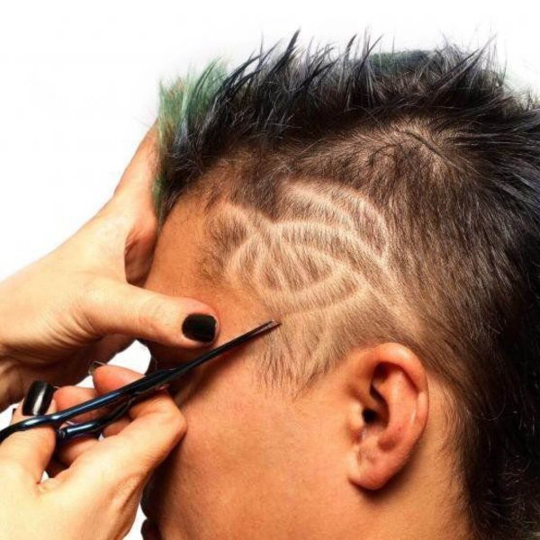 Мужские стрижки с узорами на висках