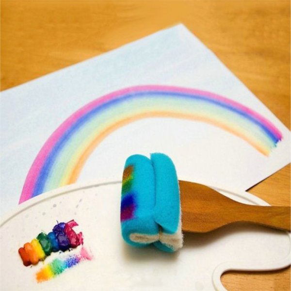 Дерево Сакуры красками