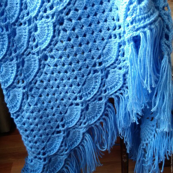 Шаль "голубая волна"