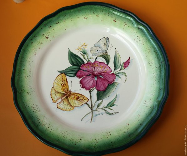 Тарелка фаянс