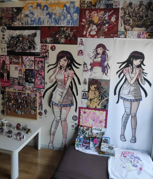 Аниме стена