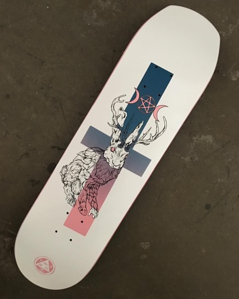 Разрисованный скейт