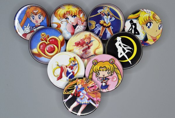 Аниме значки