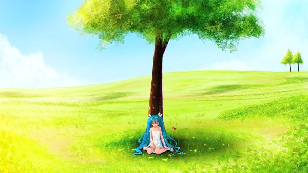 Девочка под деревом