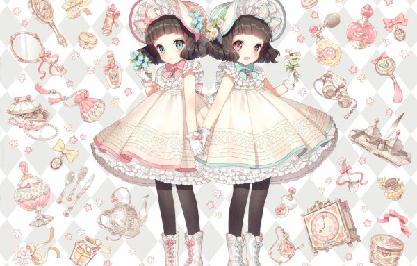 Девочки близняшки арты