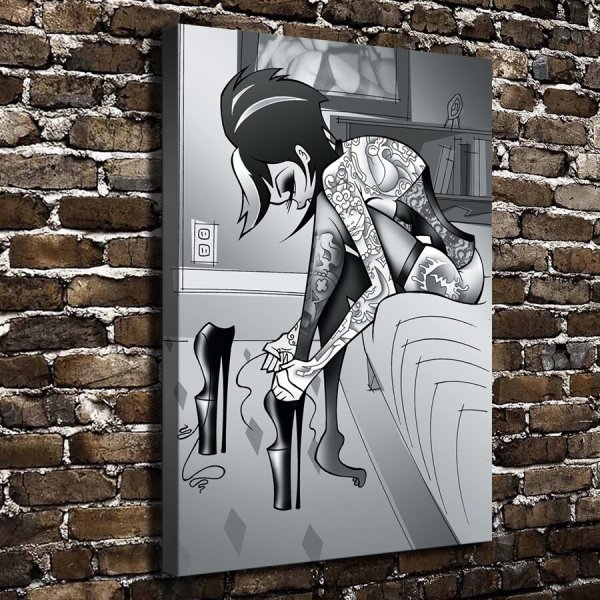 Дудл на стене в комнате