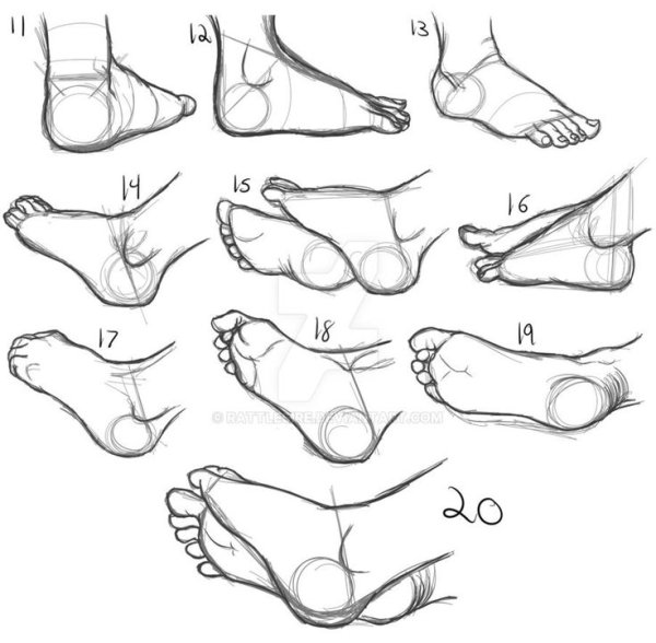 Зарисовки ног в разных положениях