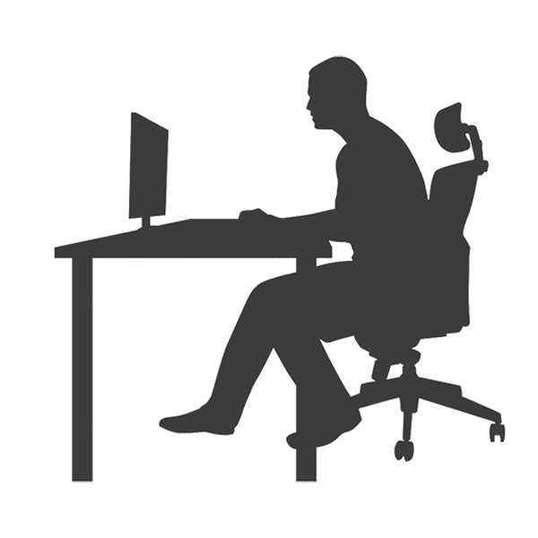 Силуэт человека за компьютером