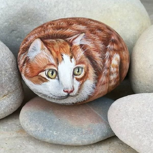 Рисование на камушках