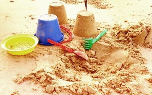 Куличик из песка детский сад