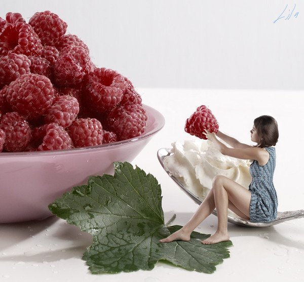 Малина в корзинке