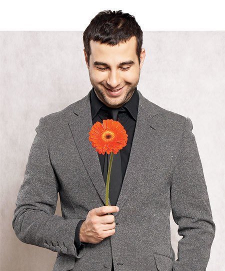 Известные мужчины с цветами