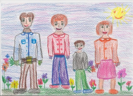 Рисование в подгоовиельной группе " моя семья"