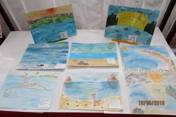 Выставка рисунков о Байкале