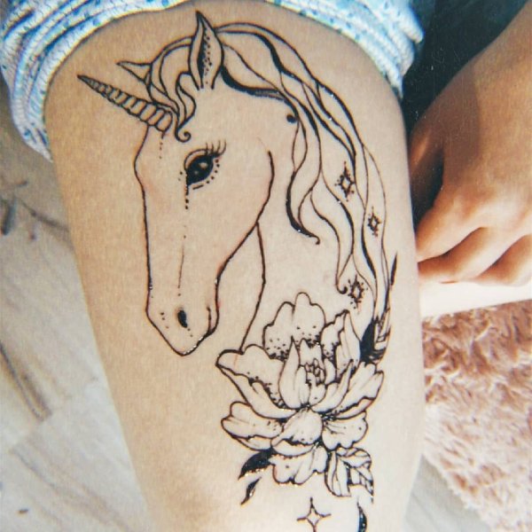 Тату хной Единорог