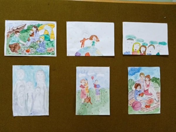 Выставка детских рисунков