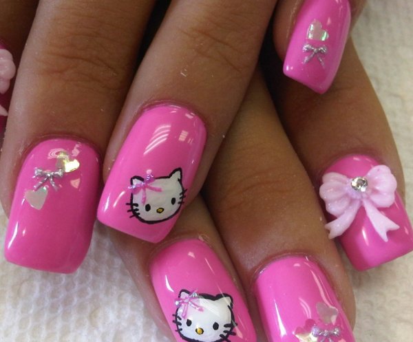 Детский маникюр с Хеллоу Китти