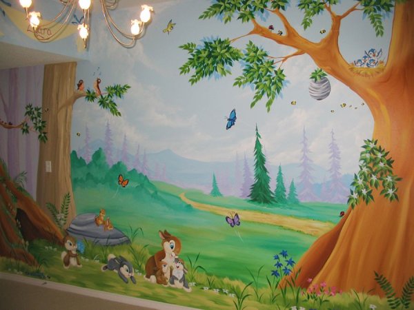 Роспись стен в детском садике