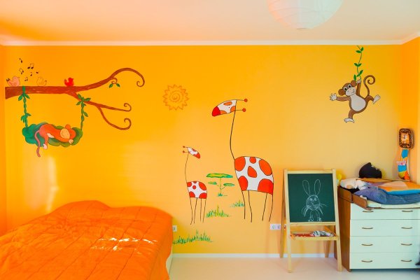 Роспись стен в детской