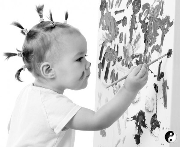 Дети рисуют