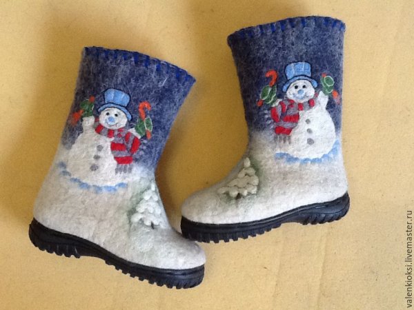 Украшение детских валенок