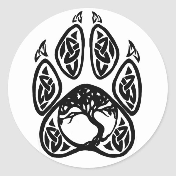 Кельтская лапа медведя
