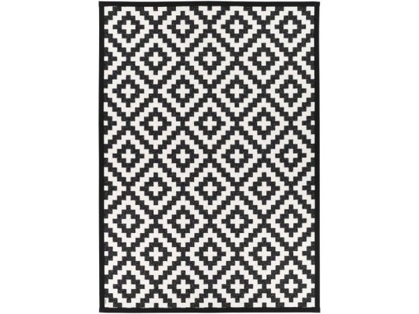 Ковер с черно белым узором