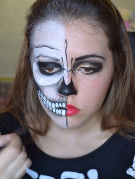 Макияж глаз на Хэллоуин