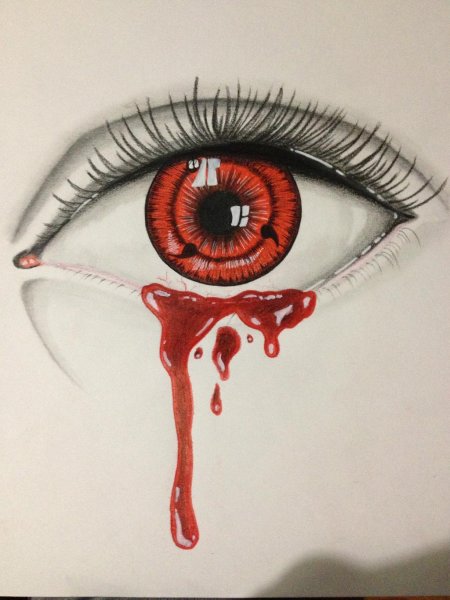 Страшные глаза на белом фоне