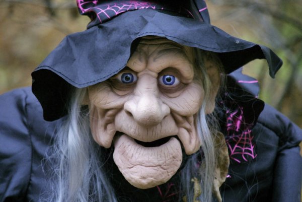 Баба Яга 2 страшилки фильм