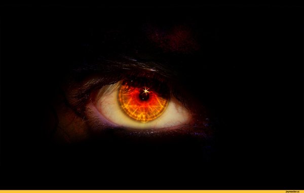 Глаза Шаринган Итачи в черном фоне