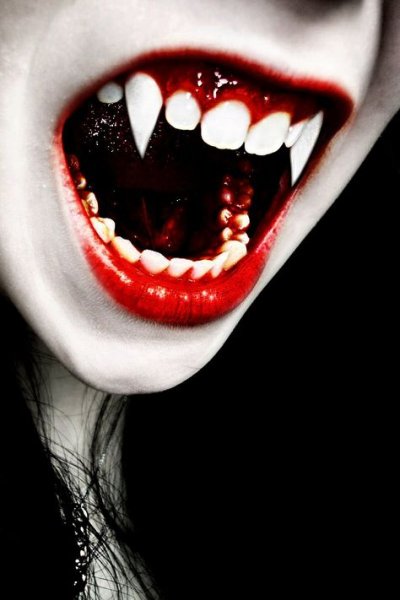 Раскраска маска вампира