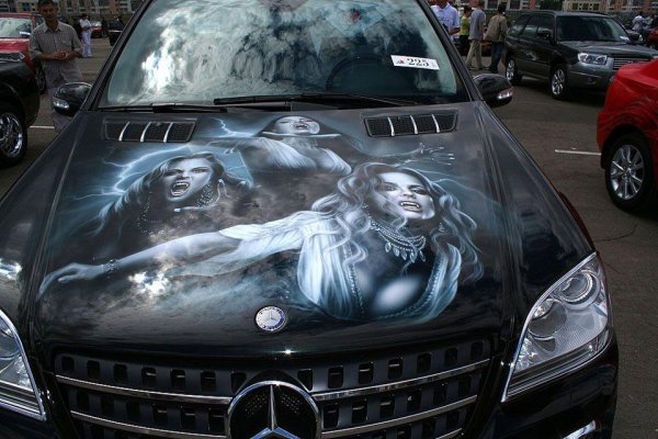 Страшная аэрография на авто