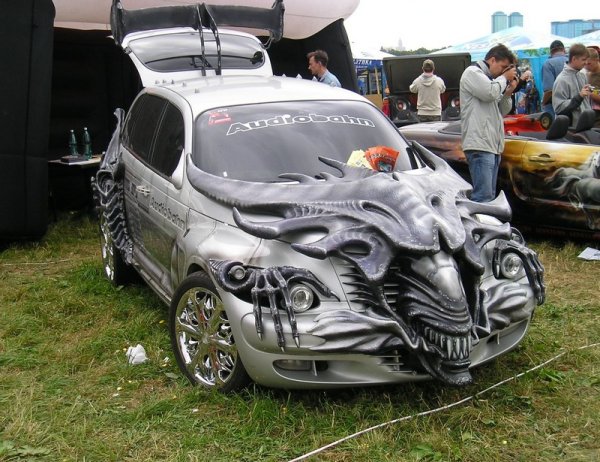 Аэрография на авто монстры