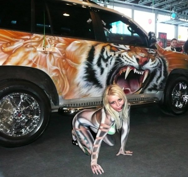 Аэрография на автомобилях для девушек