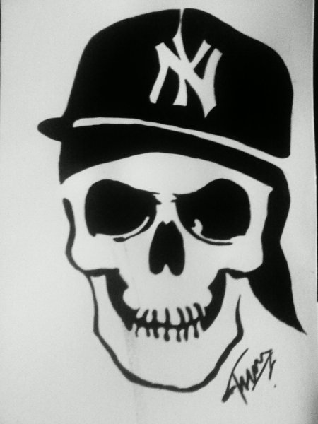 Граффити карандашом черепа