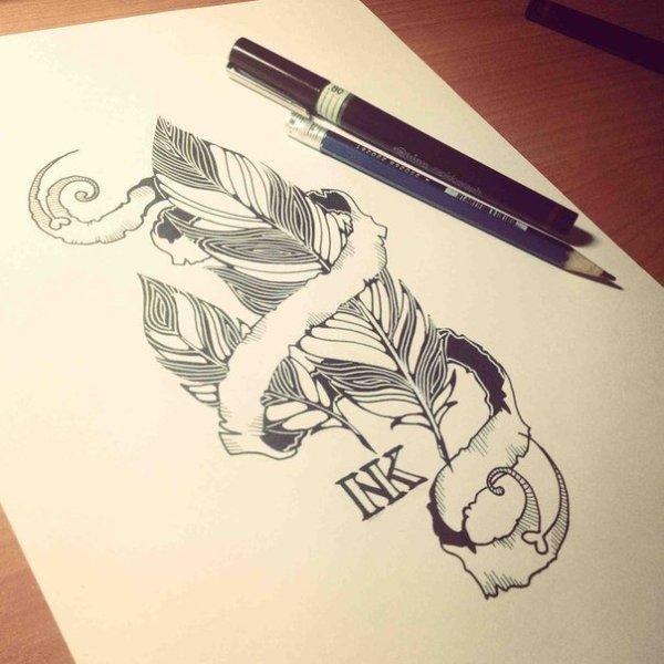 Тату карандашом на бумаге