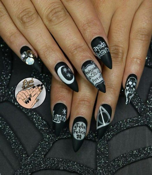 Роскошный маникюр