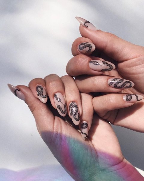 Необычно красивый маникюр