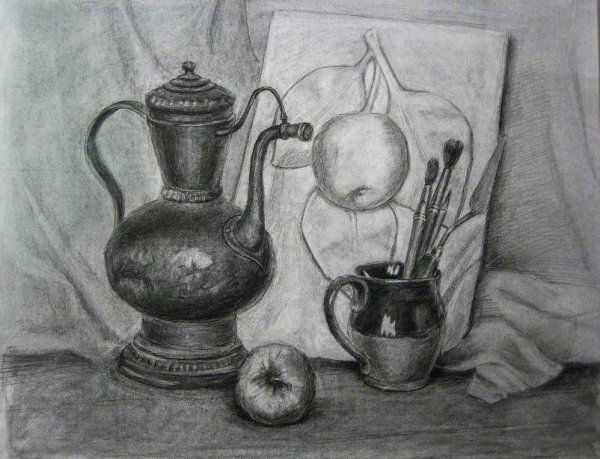 Натюрморт углем