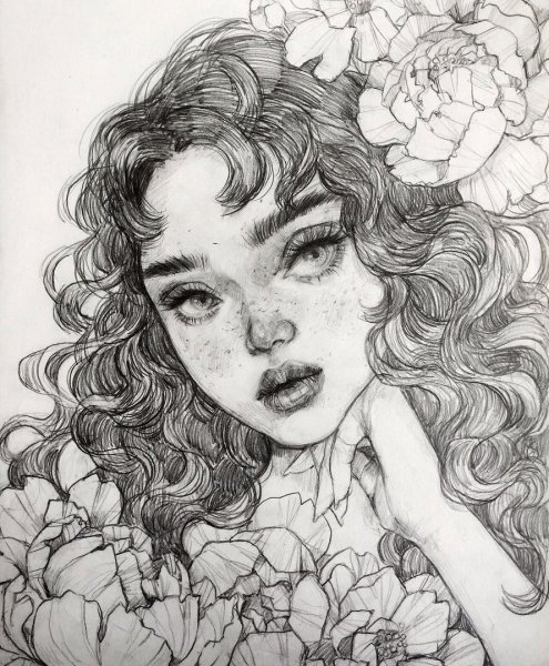 Портрет кудрявой девушки карандашом