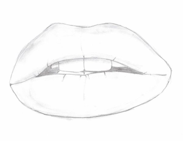 Контур губ карандашом