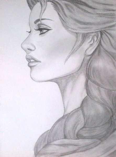 Рисунок женщины карандашом