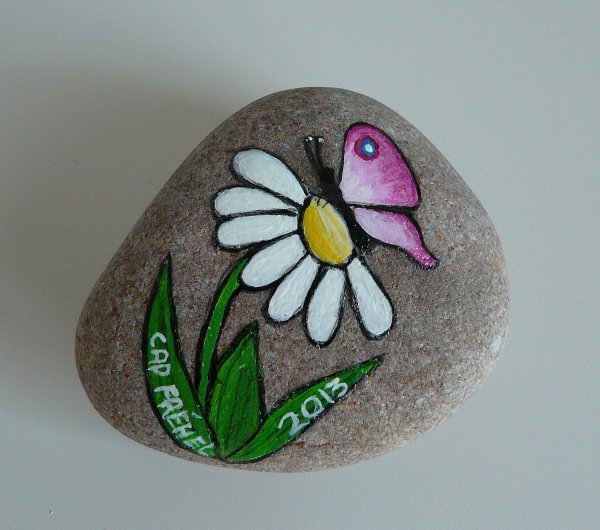 Совушки на гальке