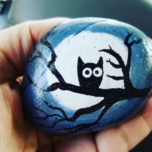 Рисование на камнях